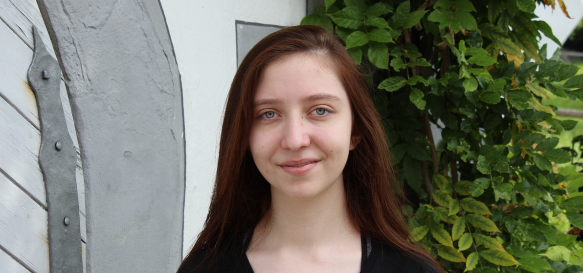 Portrait Lea Widmer